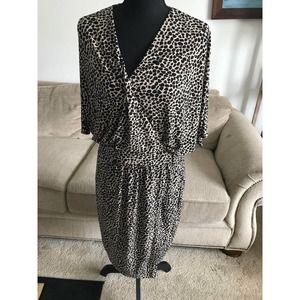 Vince Canuto Women Animal Print dress Size 12